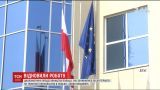 Консульські представництва Польщі в Україні приймають заявників у візових справах