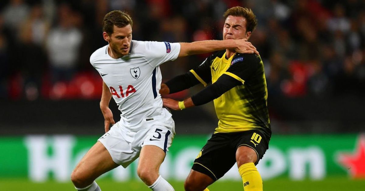 Защитник "Тоттенхэма" повредил зубы одному из лидеров "Боруссии" в матче ЛЧ