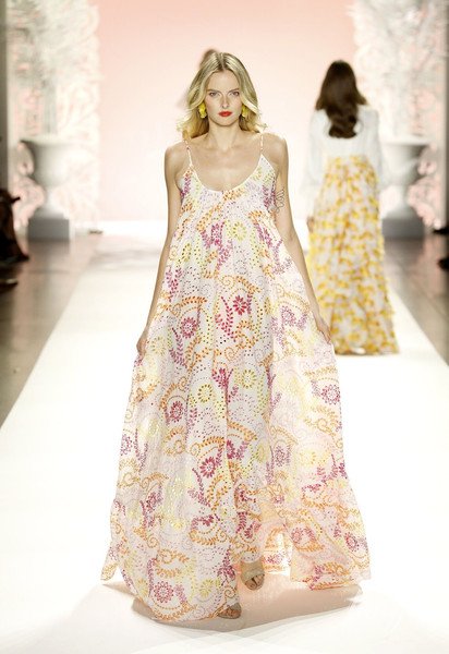 Коллекция Badgley Mischka прет-а-порте сезона весна-лето 2020 / © Credits