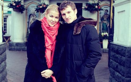 Жена Алиева заявила о разводе со скандальным футболистом