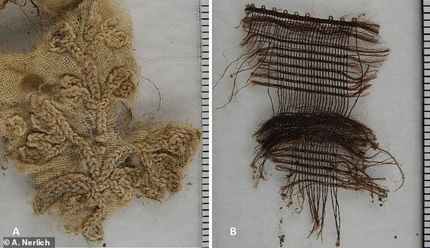 Находки с телом мумии