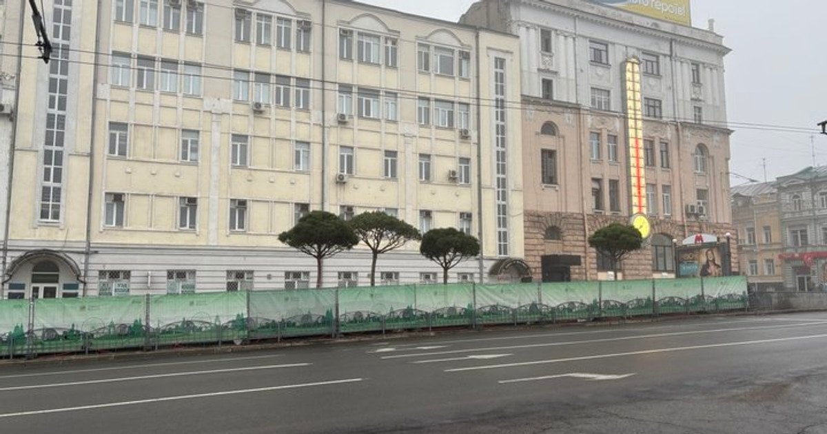 У Харкові купили сосни за майже мільон гривень кожна