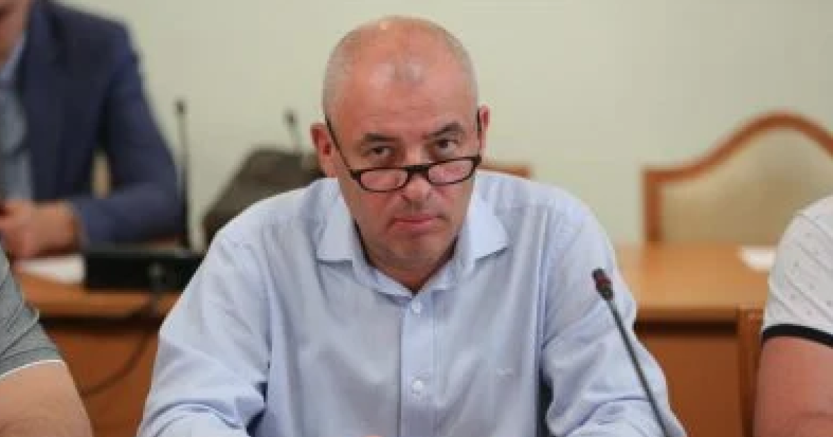 Член ЦВК Юрій Буглак.
