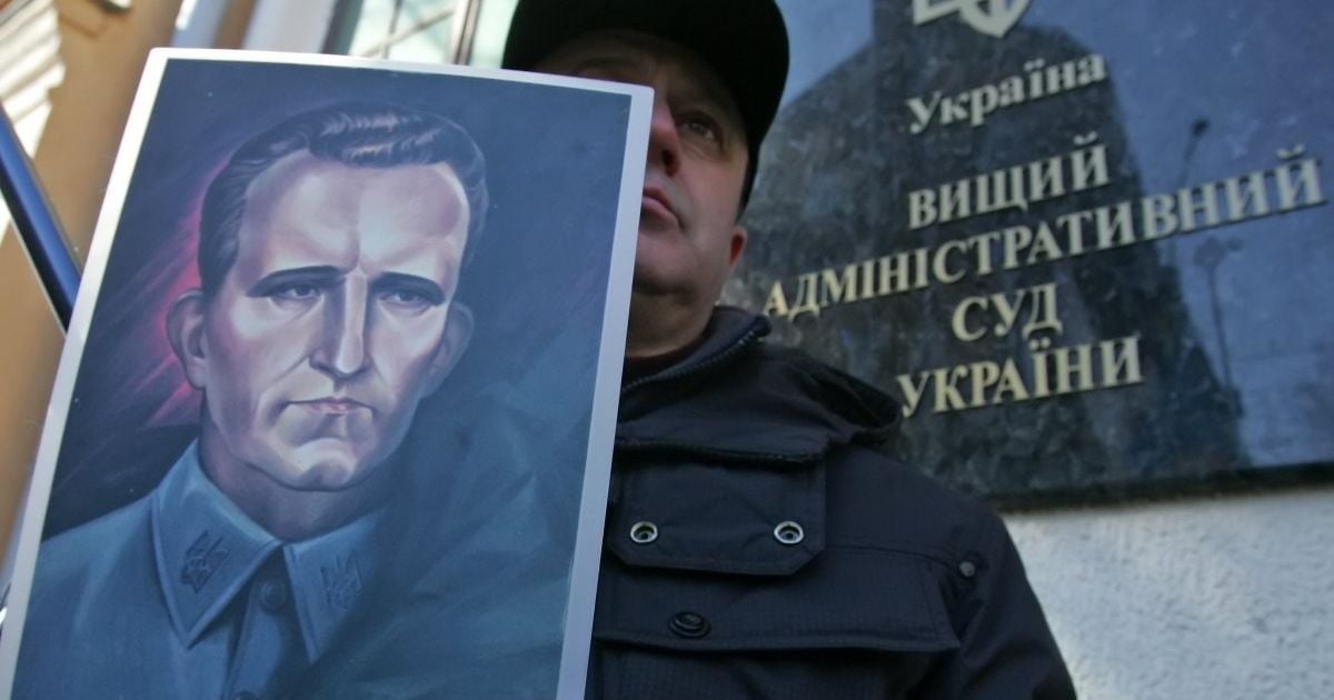Киеврада приняла к рассмотрению петицию против появления проспекта Шухевича