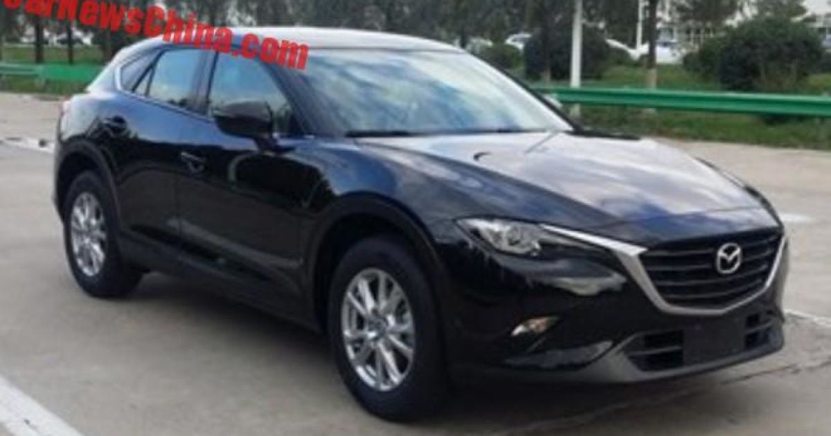 В Сети появились фото нового купеобразного кроссовера Mazda CX-4