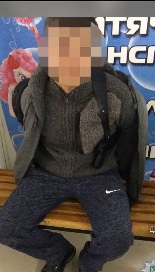 Полиция задержала разбойника, который похитил маршрутку и обстрелял копов