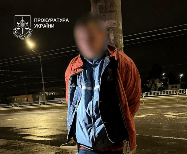 У Києві чоловік намагався зґвалтувати жінку, коли та хотіла купити води