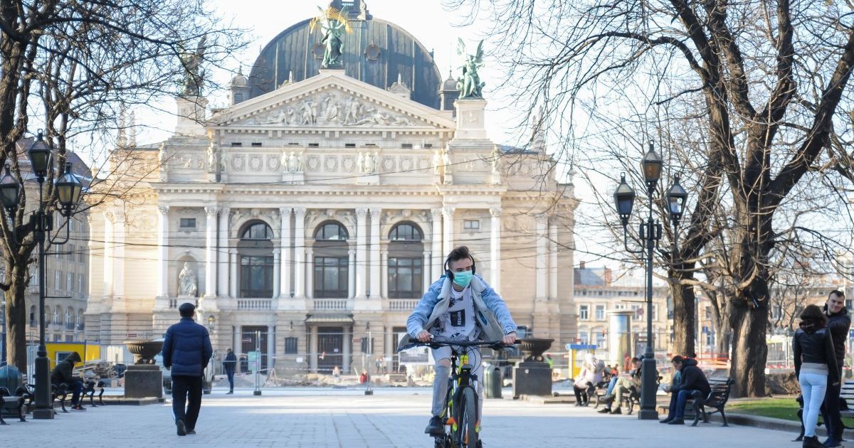 У Львові зафіксували перший випадок інфікування коронавірусом
