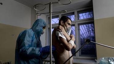 коронавірус, лікарня в Чернівцях_6 / © Associated Press