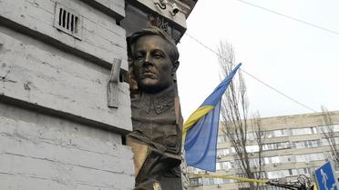 Памятный барельеф Петлюре в Киеве. Архивное фото
