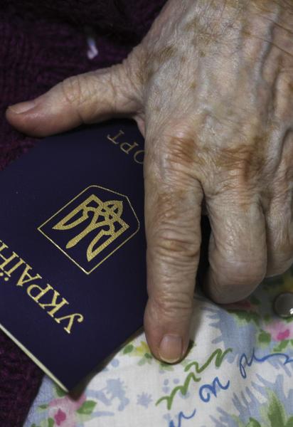 Без цього не впустять: одна з країн запроваджує жорстке обмеження для іноземців