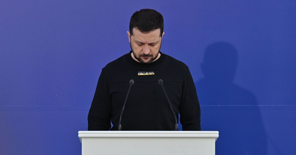 "Так государство-террорист проводит это Вербное воскресенье": Зеленский отреагировал на гибель 11-летней девочки в Запорожье