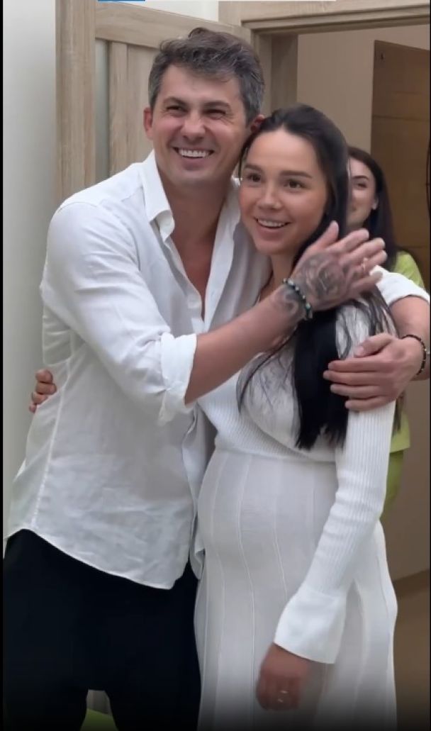 Евгений Кот с семьей / © 