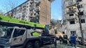 Разрушен целый подъезд дома в Соломенском районе Киева