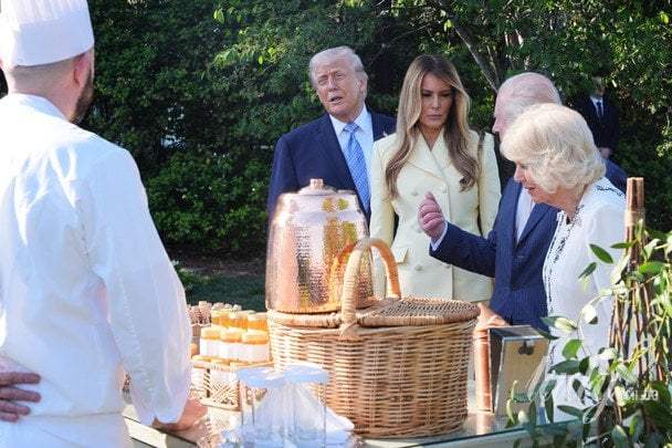 Дональд Трамп, Мелания Трамп, король Чарльз и королева Камилла / © Associated Press