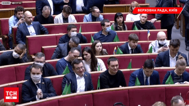 нардепи у масках_11
