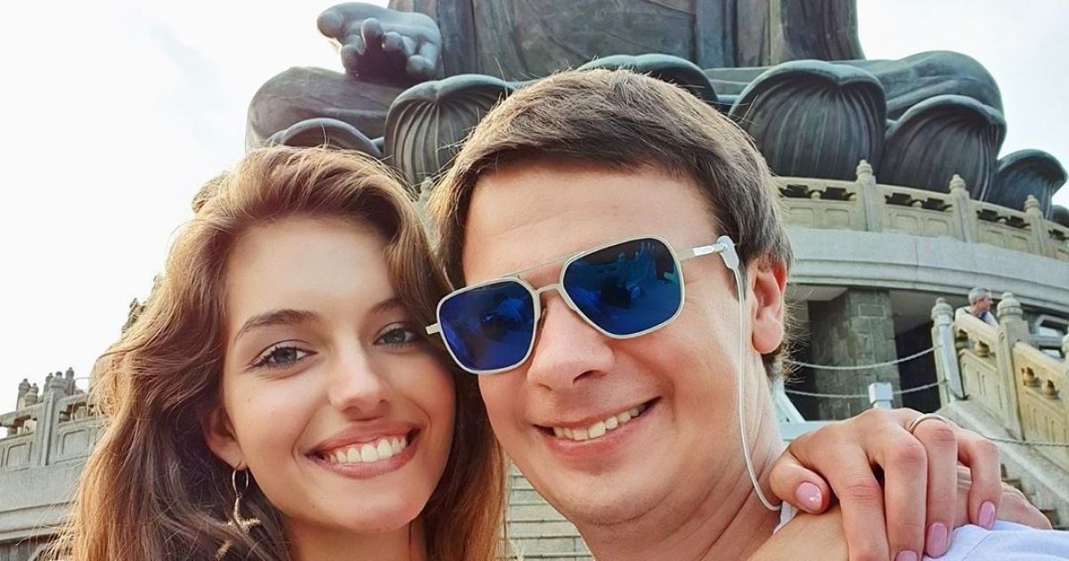 Дмитро Комаров довів дружину до істерики екзотичним подарунком з Китаю