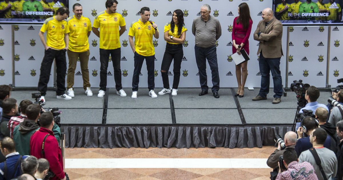 Презентація форми збірної України з футболу на НСК Олімпійський. 
 Фото - Надія Мельниченко