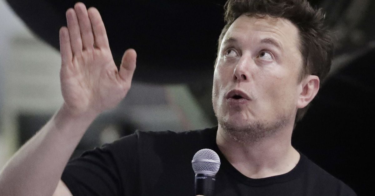 SpaceX изменила орбиту некоторых спутников Starlink: названа причина