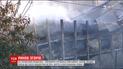 14 одиниць пожежної техніки знадобилося, аби погасити торгівельні ятки на Борщагівці