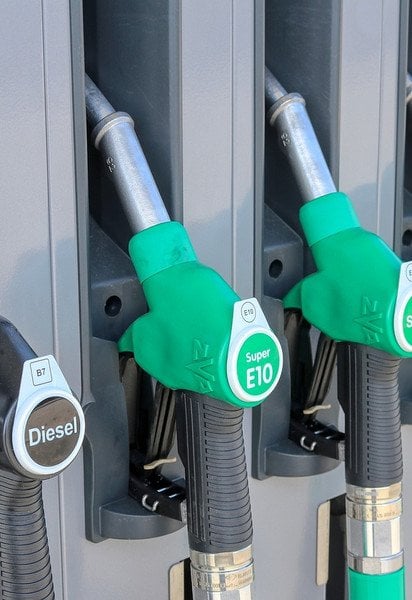 В Молдове водителей призывают не покупать топливо без надобности