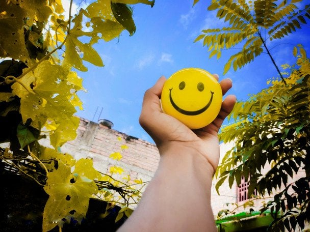 19 вересня в Україні і світі святкують День народження смайла / © unsplash.com