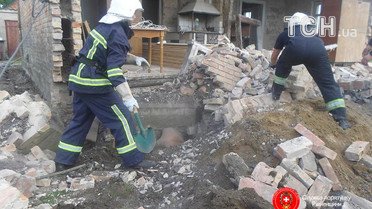 На Рівненщині під час ремонту обвалилася стіна, є загиблі / © ДСНС