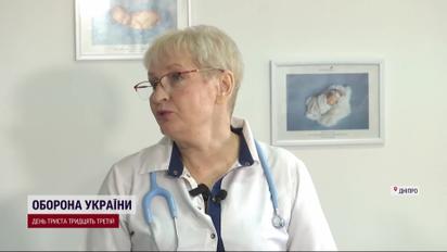 Поранена лікарка врятувала дитину, яку знайшла між уламками будинку