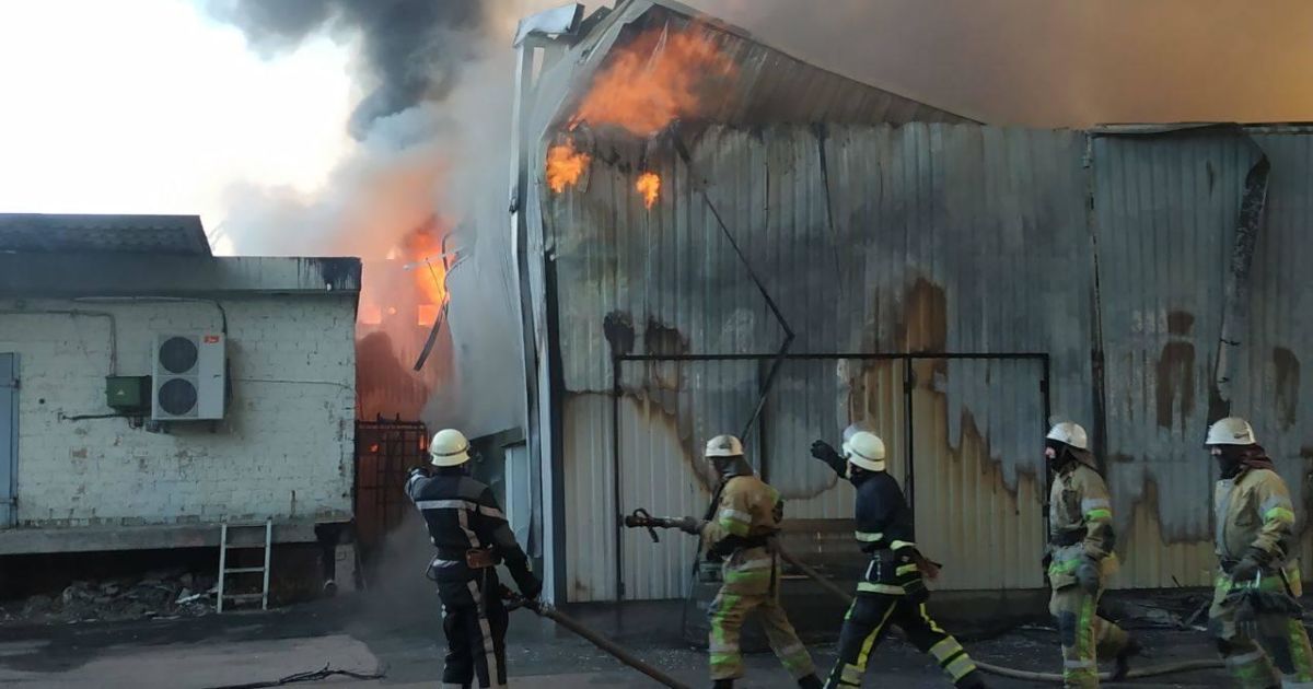 пожежа секонду в Києві_6 / © ГСЧС