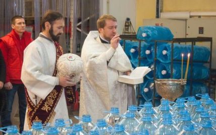Компания "Небесна Криниця" поздравила клиентов с праздником Крещения