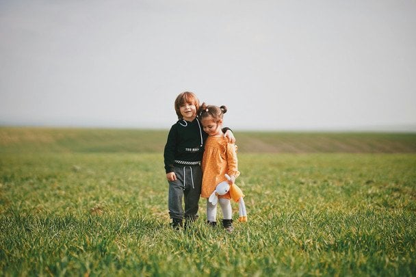 Іменини у жовтні 2025 року за старим календарем / © unsplash.com