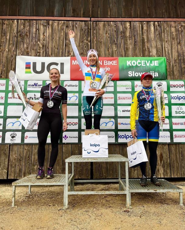 instagram.com/yanabelomoina