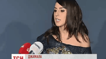 Джамала подарувала переселенцям квитки на свій концерт