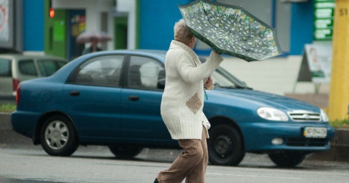 Торнадо, підтоплення в Європі, шквальний вітер в Україні: що несе нова атака атмосферного фронту