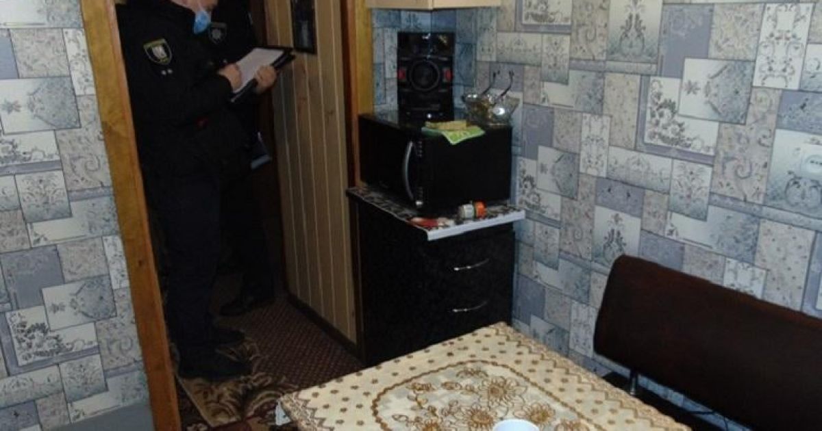 У Києві жінка завдала ножем тяжкого поранення родичу