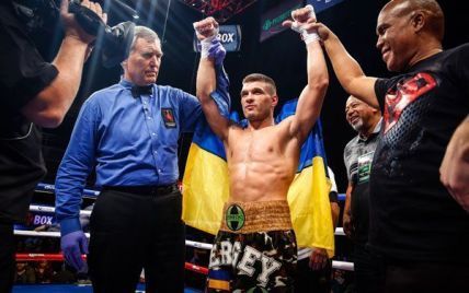 Украинский боксер Деревянченко возглавил рейтинг IBF