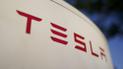 У США Tesla вимагають відкликати свої автомобілі: названо причину
