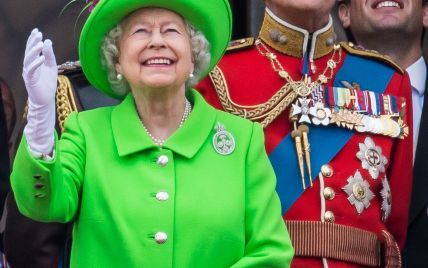 Юбилей Елизаветы II: королевская семья на торжественном параде