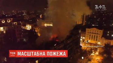Вечером загорелся жилой семиэтажный дом в центре Киева