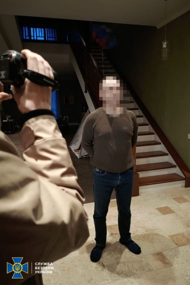 Правоохоронці оголосили підозру екснардепу та його бізнес-партнеру / Фото: Телеграм-канал СБУ