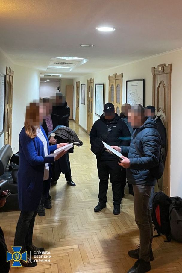 Правоохоронці оголосили підозру екснардепу та його бізнес-партнеру / Фото: Телеграм-канал СБУ