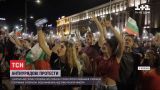 В Болгарии тысячи людей под парламентом требовали немедленной отставки премьер-министра