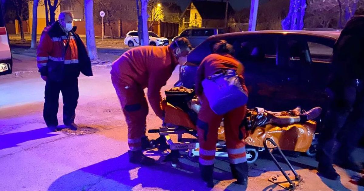 "Пострадавший потерял много крови": в Киеве приятели устроили кровавую драку с поножовщиной