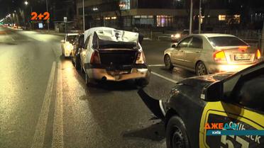 У Києві п'яний таксист вирішив поганяти на авто та став винуватцем аварії