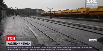 Новости Украины: ураган оставил без света 120 населенных пунктов западной части страны