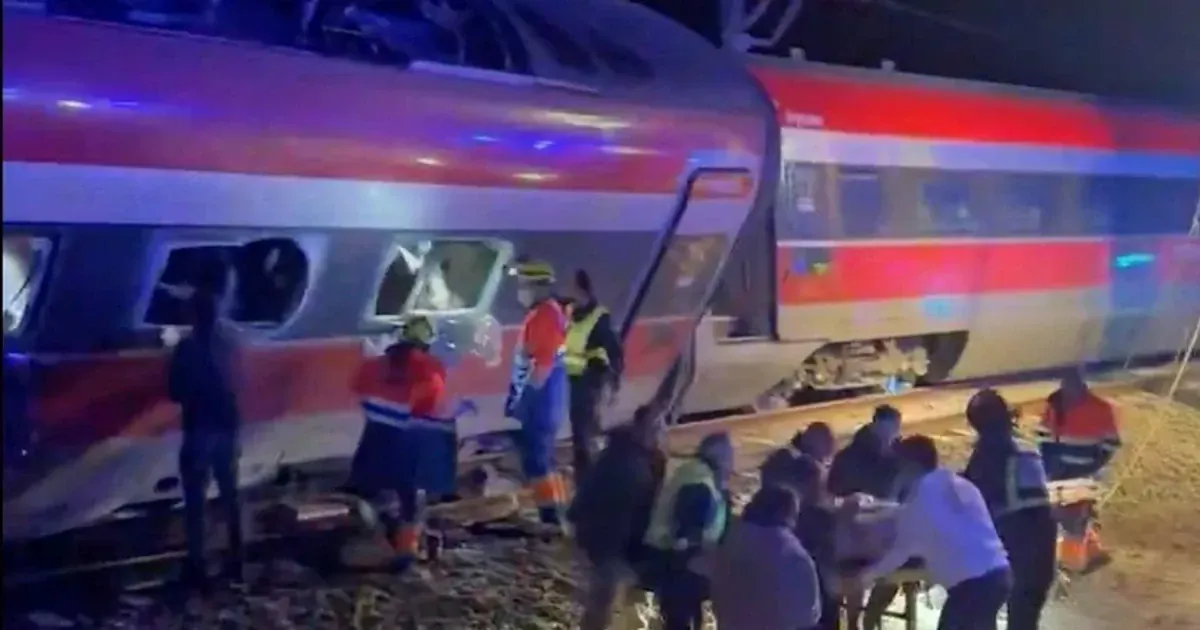 У південній Іспанії зіткнулися швидкісні потяги: щонайменше 21 загиблий і десятки поранених
