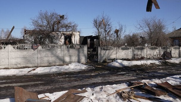 Місцева громада організувала толоку для розбору завалів та допомоги постраждалим / © Суспільне