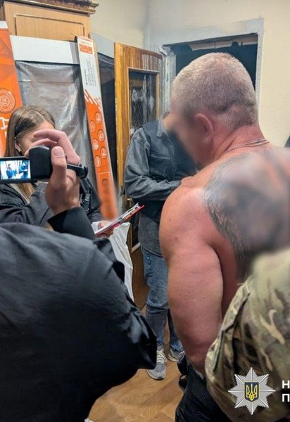 Обыск в рамках спецоперации по перекрытию каналов переправки мужчин за границу