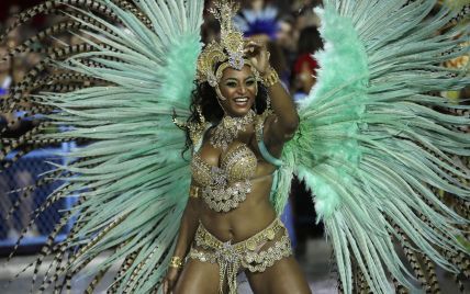 Карнавала не будет: знаменитый праздник в Бразилии отложили на неопределенный срок