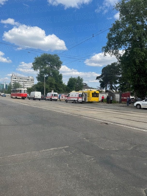 ДТП на Бориспільській, фото з соцмереж